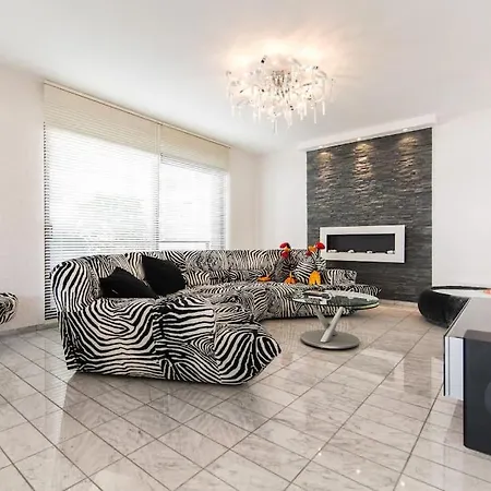 Luxuswohnung In Bester Lage Von *