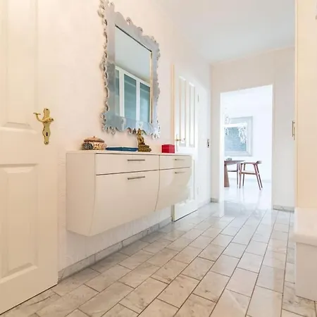 Luxuswohnung In Bester Lage Von *